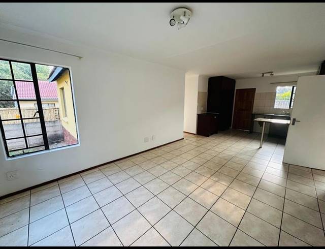 3 BEDROOM HOUSE FOR SALE IN ALBEMARLE